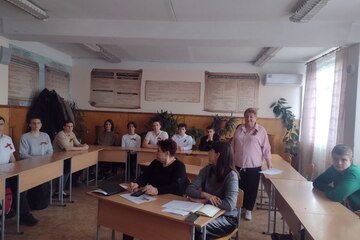 Мы о войне стихами говорим