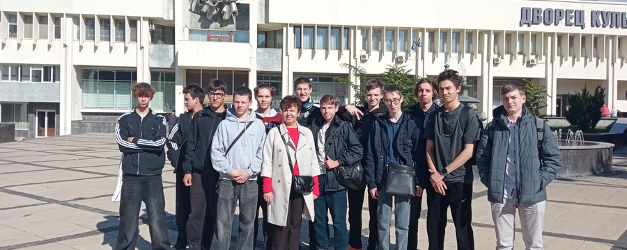 «Ожившие партитуры и строки»