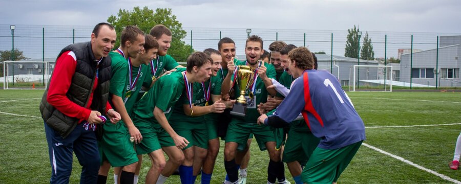 Мы – первые!